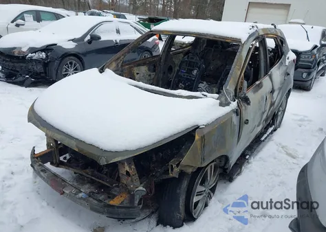 2015 Hyundai Tucson Limited z USA, uszkodzony, nr VIN KM8JUCAG9FU116106